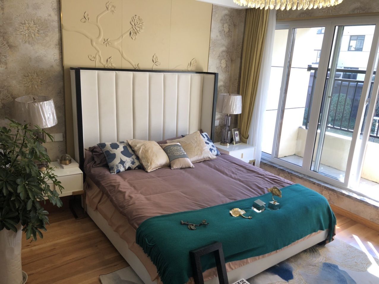 东骏华府一级代理出售豪装叠墅下叠样板房