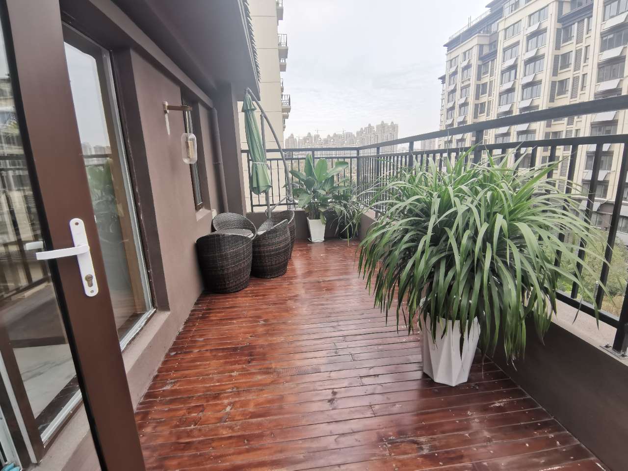 东骏华府上叠送大露台近来安一中阳光国际